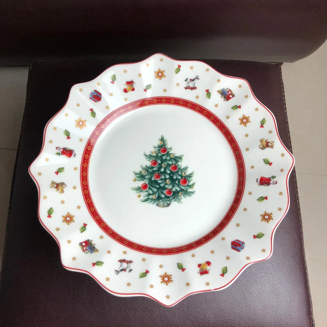 DecorBites™ Christmas Porcelain Tableware Set
