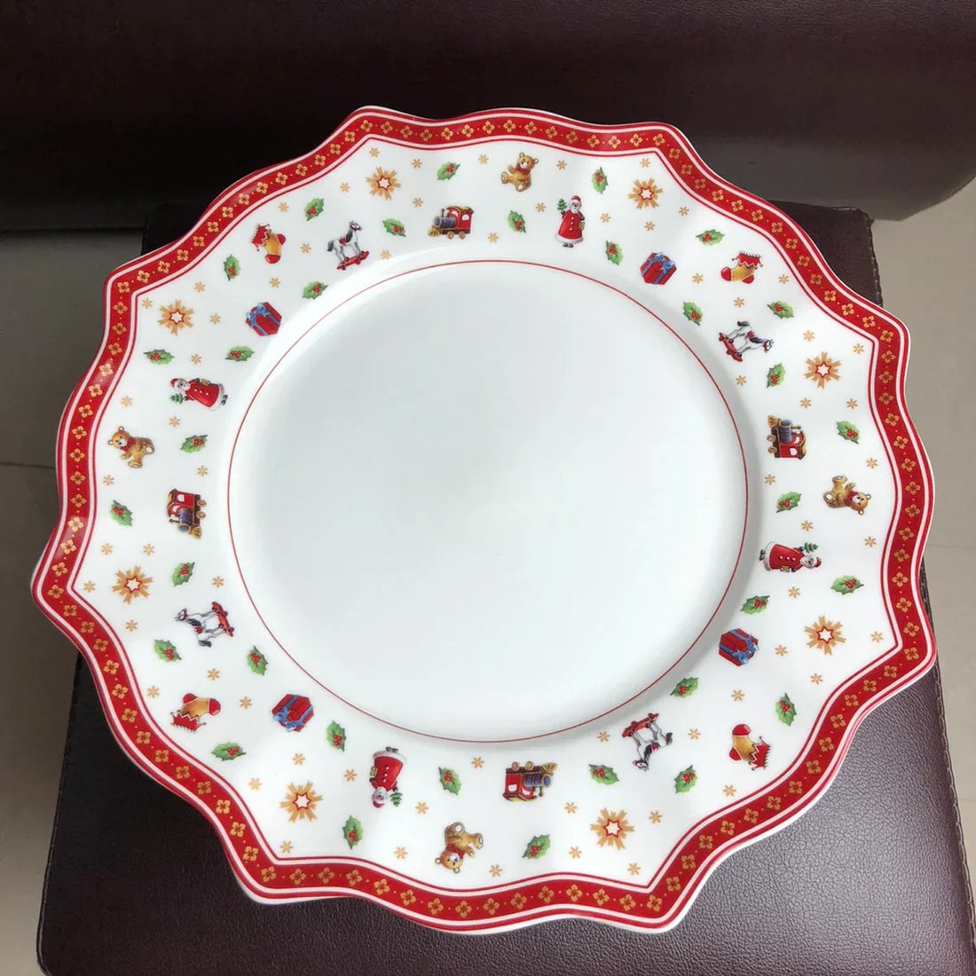 DecorBites™ Christmas Porcelain Tableware Set