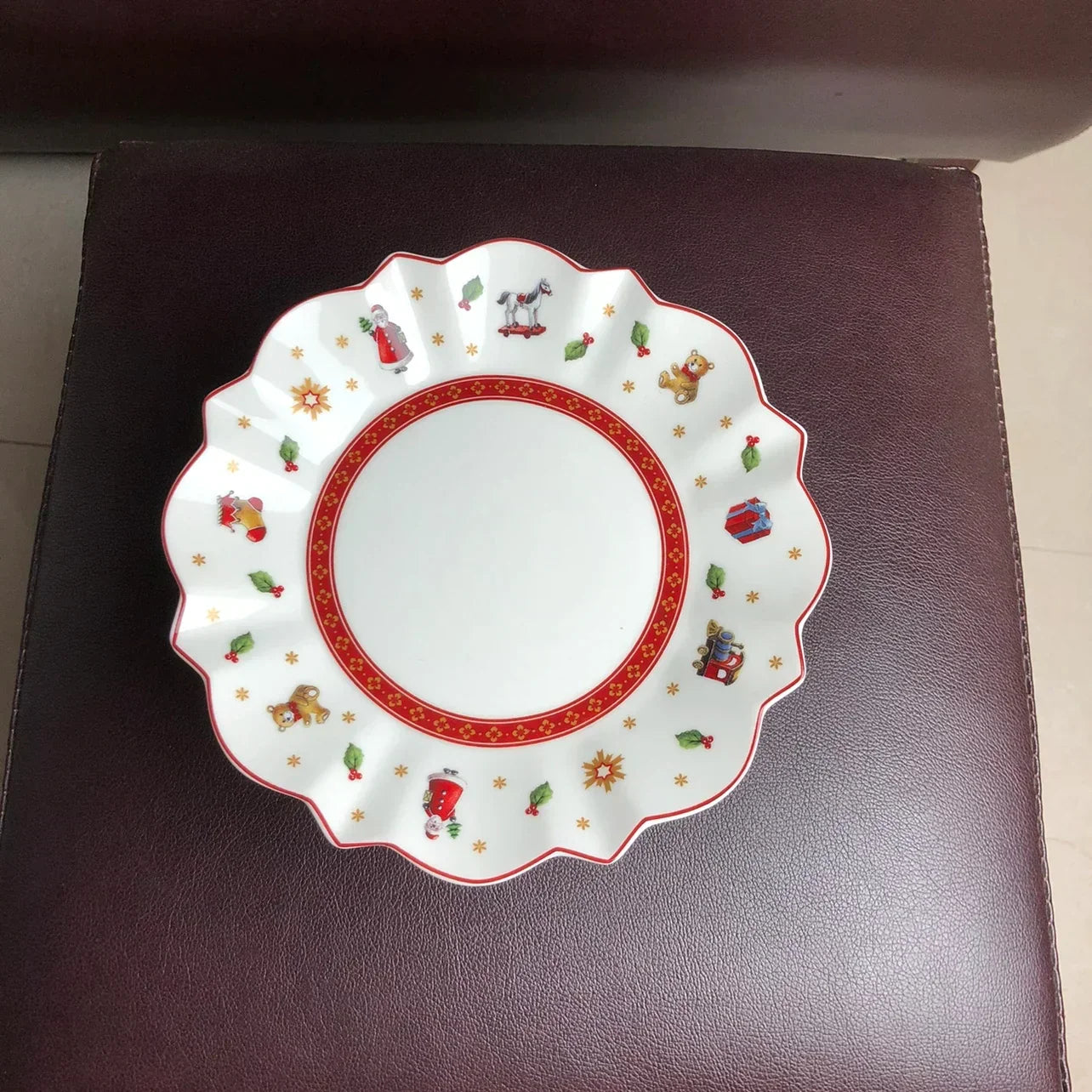 DecorBites™ Christmas Porcelain Tableware Set
