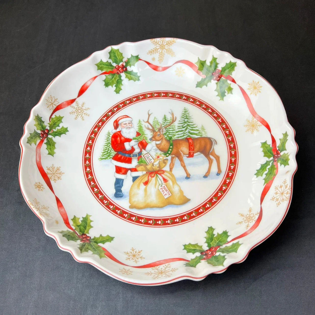 DecorBites™ Christmas Tableware & Dinnerware Set