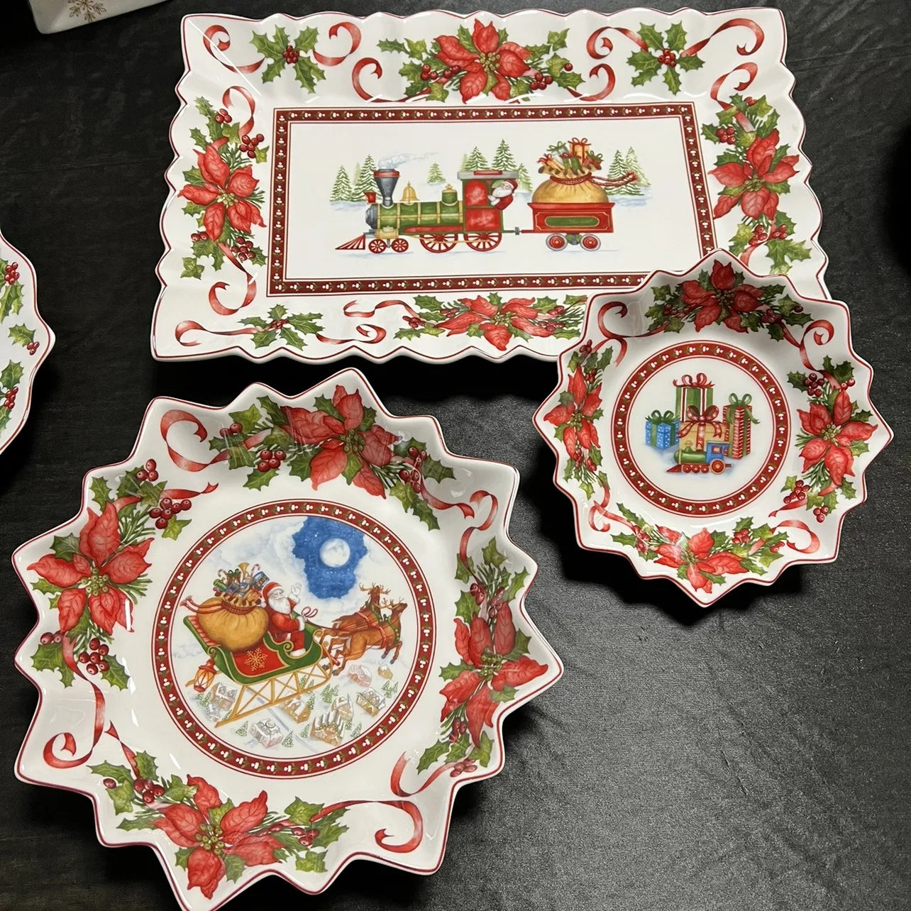 DecorBites™ Christmas Tableware & Dinnerware Set