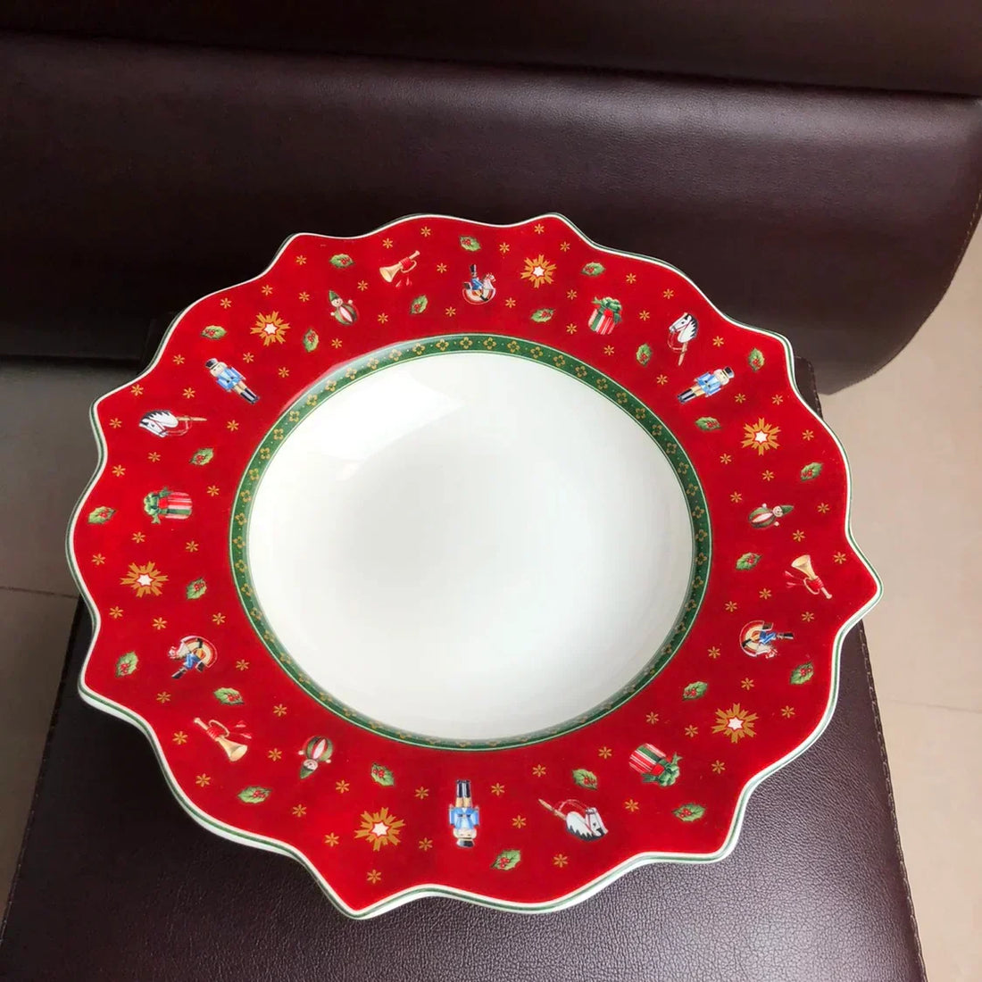 DecorBites™ Christmas Porcelain Tableware Set
