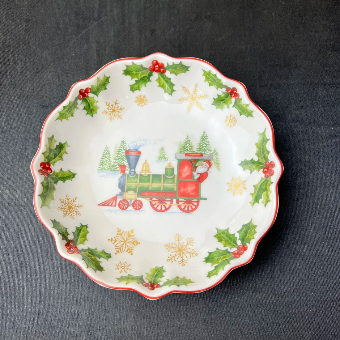 DecorBites™ Christmas Tableware & Dinnerware Set