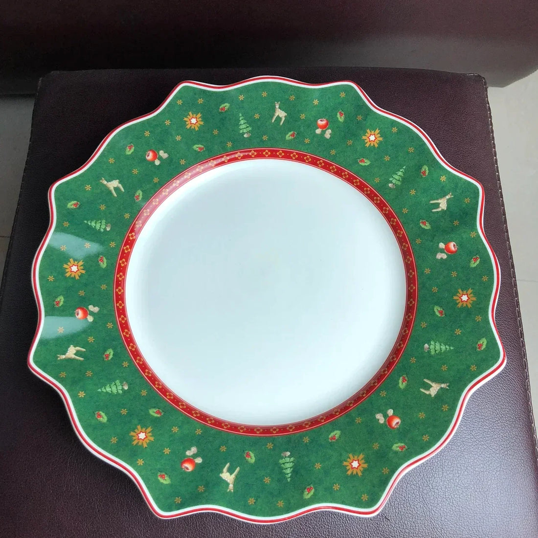 DecorBites™ Christmas Porcelain Tableware Set
