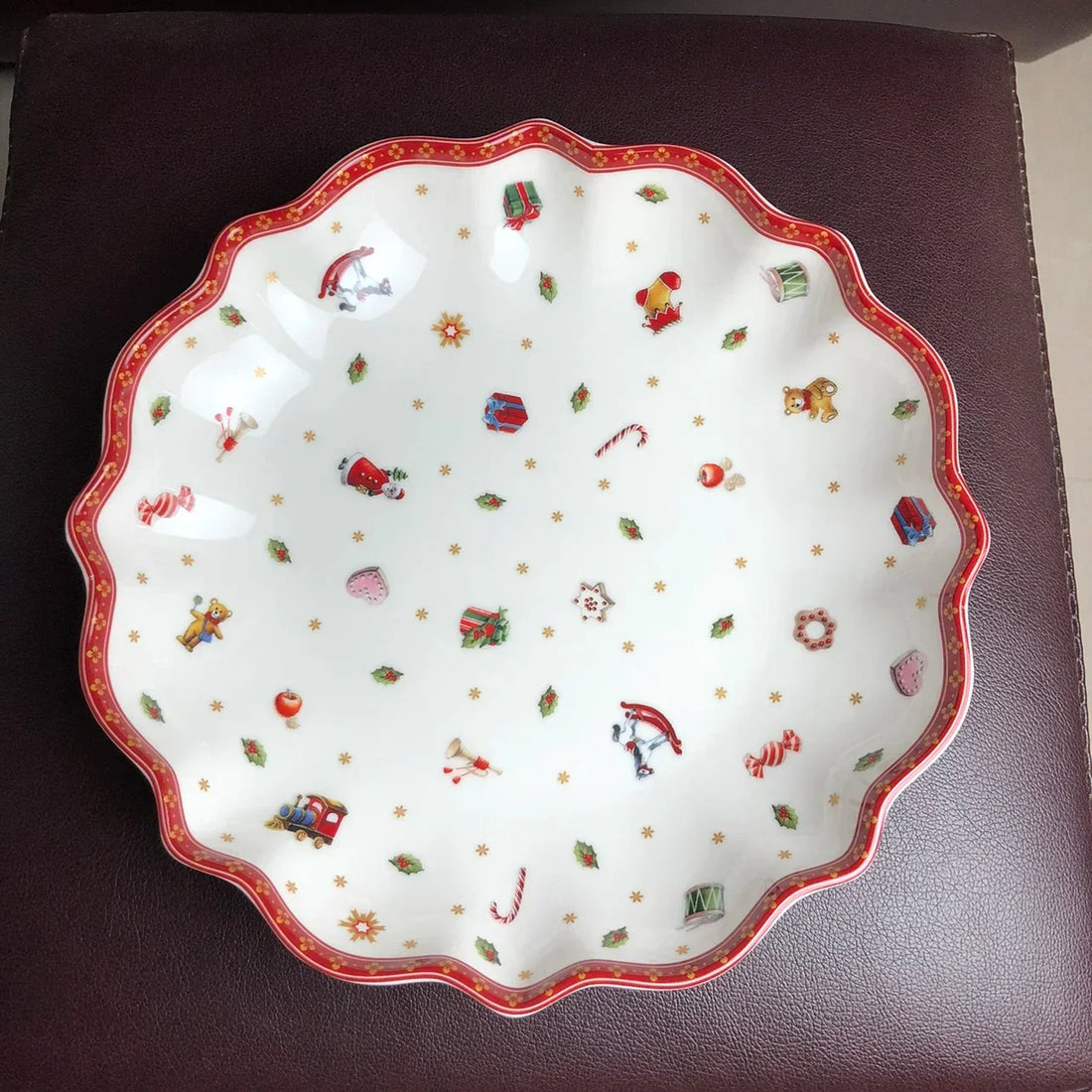 DecorBites™ Christmas Porcelain Tableware Set