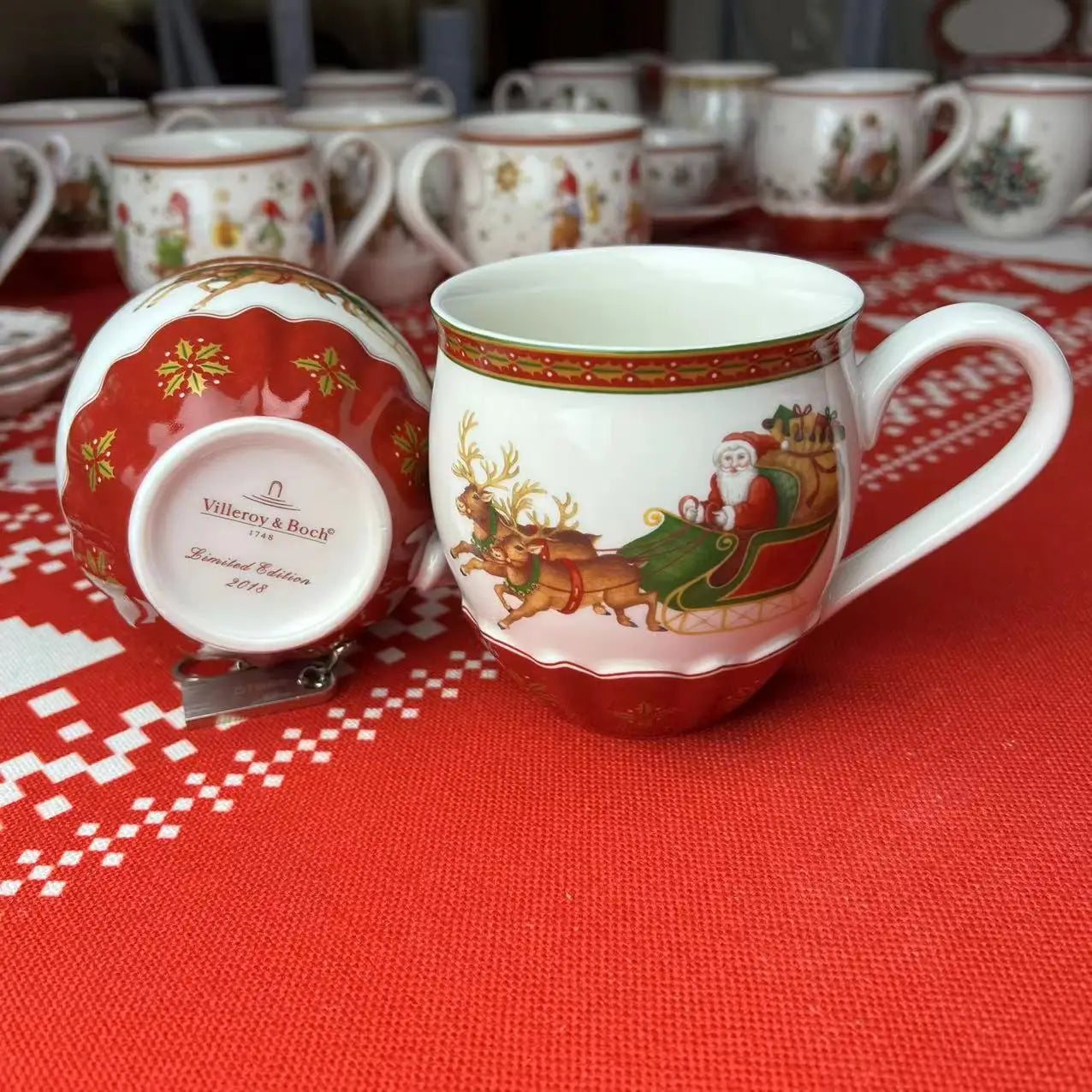 DecorBites™ Christmas Tableware & Dinnerware Set